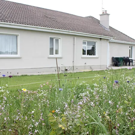 度假居 Family Home, 20 Mins From Youghal *